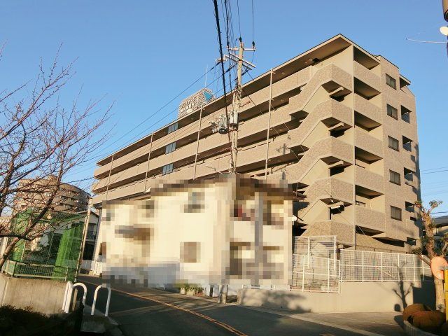 プレステージ神戸神陵台の外観