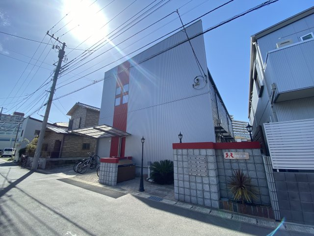R-Style NSの外観