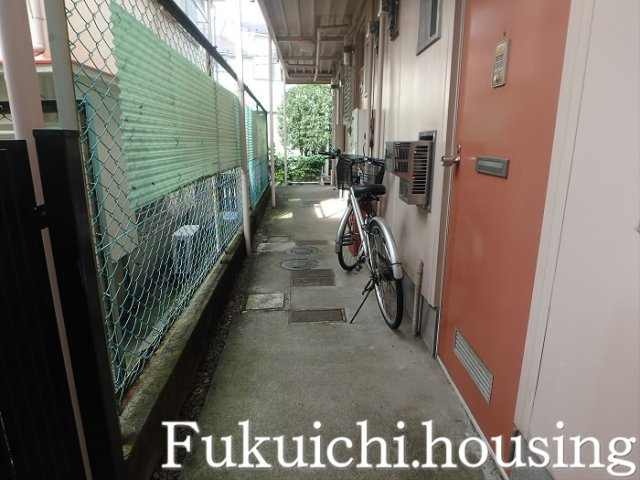 コーポエスポワールのエントランス