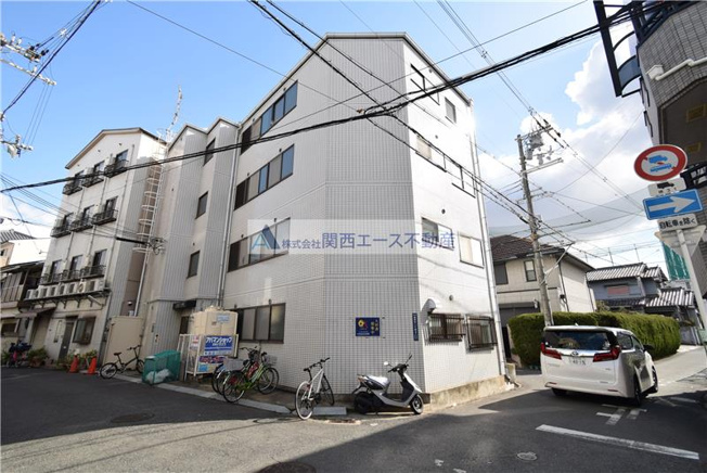 【外観】 | シャトレ小阪