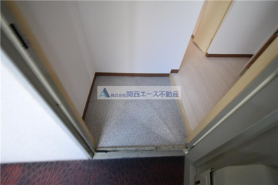 【玄関】 | シャトレ小阪