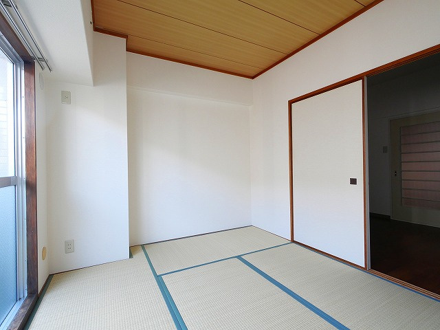 GRANDSTEADY奈良三条の内装|来客時にも便利な和室付き