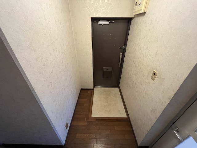 新檜尾台第2次住宅5号棟の玄関