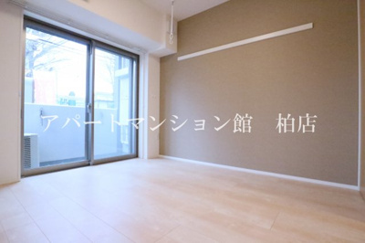 【居間・リビング】 | ラフィネ柏