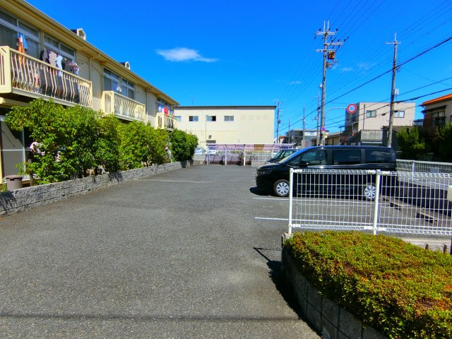 エステートピア泉北の駐車場