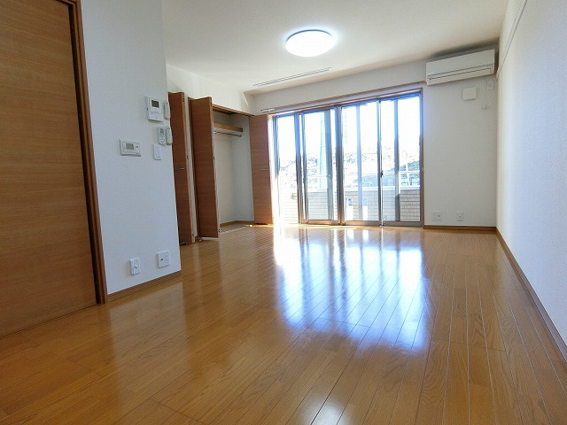 メイフェア三沢のその他