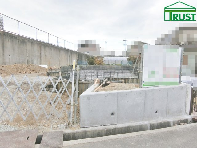 明石市旭が丘18-1期（全2棟）2号棟の外観