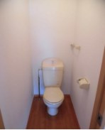 セジュールかながわ B棟のトイレ|ゆったりとした空間のトイレです