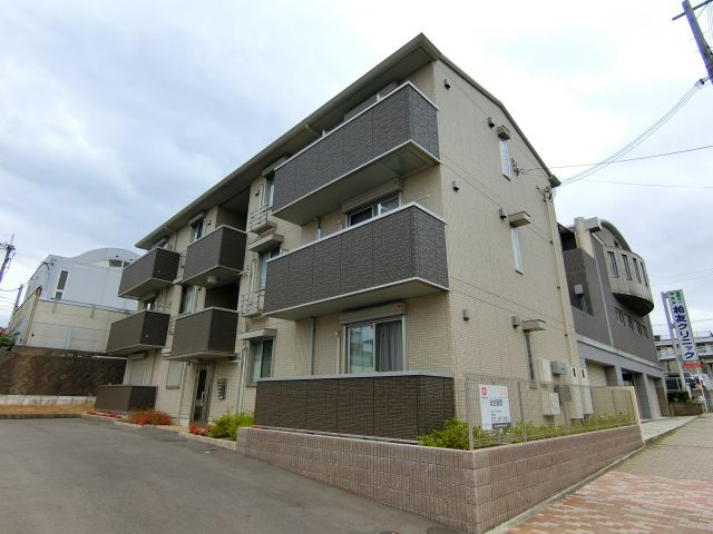 ヴィラージュの外観