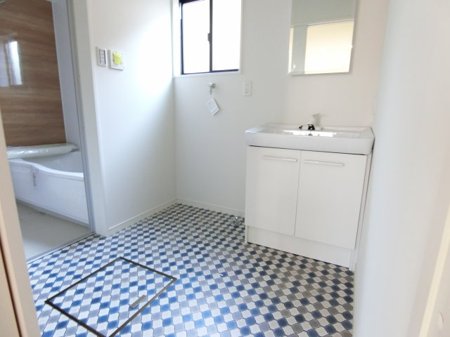 SOUDAKOUMUTEN HOUSEの洗面所
