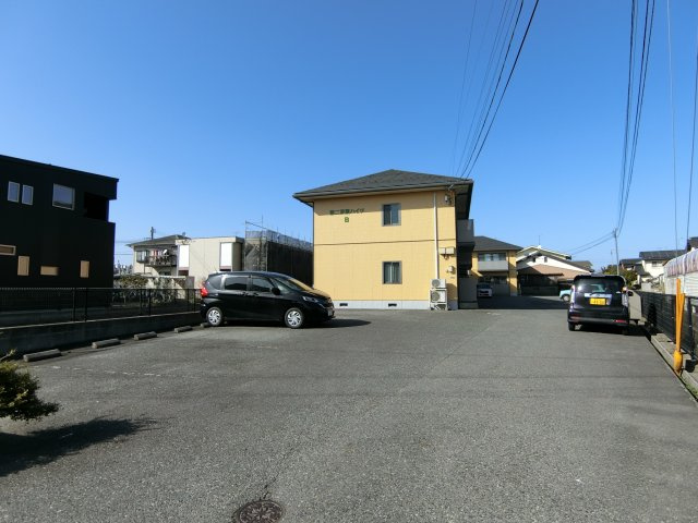第二双葉ハイツ　A棟の駐車場