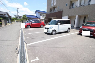 【駐車場】 | トリニティ