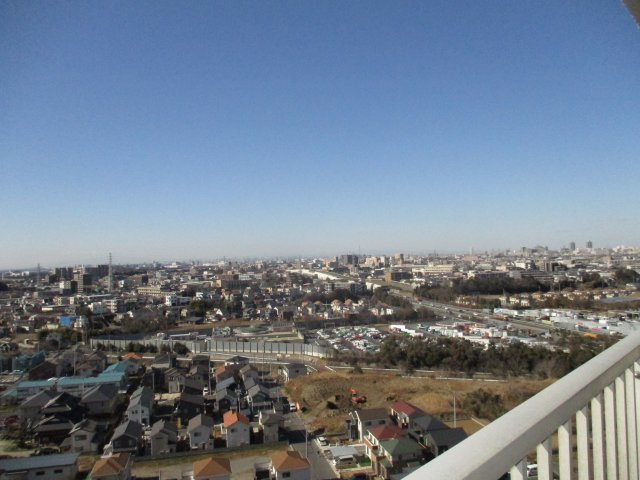 幕張ハウス１３Ｆ　花見川区幕張町３丁目　中古マンション　住友不動産(株)旧分譲の大型マンションの展望|高層階につき眺望良好です。