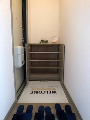 【玄関】 | カサベルテＣ棟 | 明るい玄関です