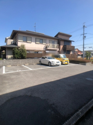 【駐車場】 | カサベルテＣ棟 | 駐車スペースもあります