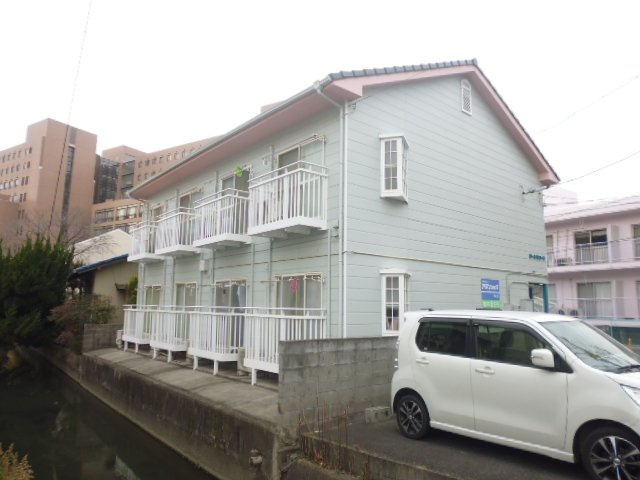 倉敷市松島のアパートの外観