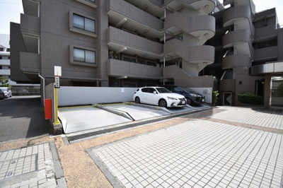 【駐車場】 | モアクレスト新横浜