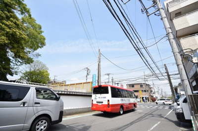 【周辺】 | モアクレスト新横浜 | 前面道路