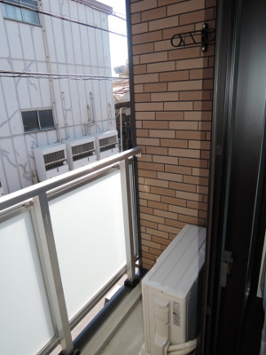 【バルコニー】 | レオネクストアリビオ加美