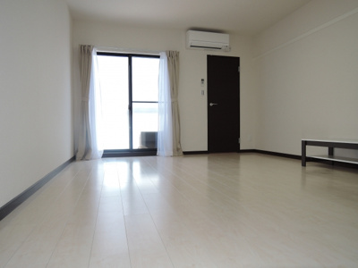 【居間・リビング】 | レオネクストアリビオ加美 | ☆エアコン付☆