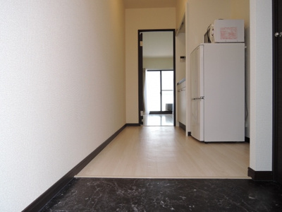 【玄関】 | レオネクストアリビオ加美