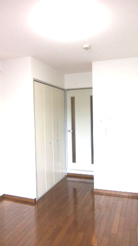 アポテッケン鳴尾の洋室