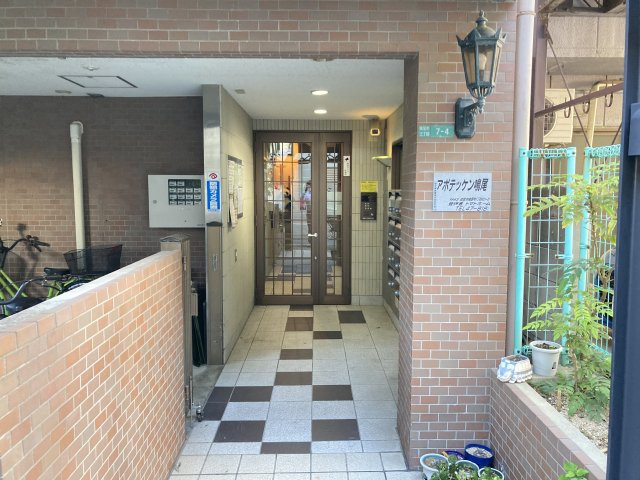 アポテッケン鳴尾のエントランス