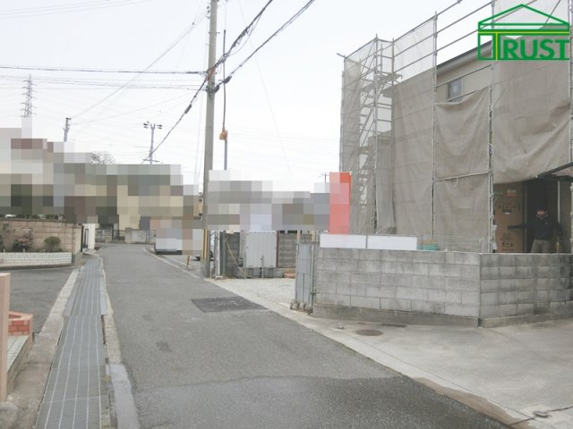 神戸市第8西区玉津町今津　新築戸建の前面道路含む現地写真