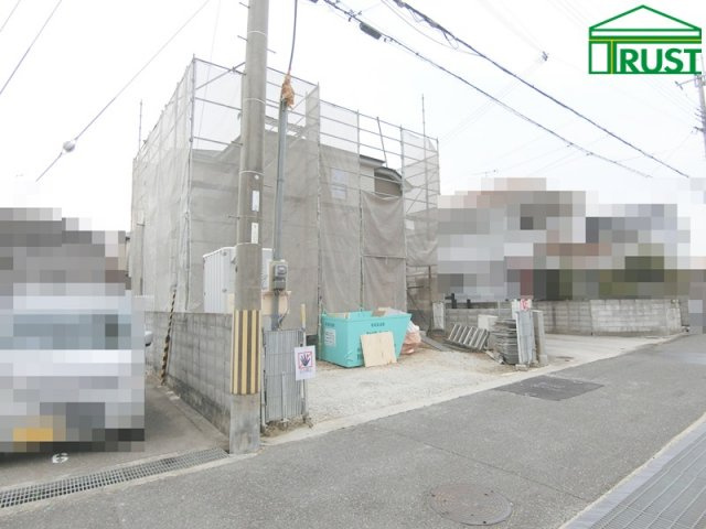 神戸市第8西区玉津町今津　新築戸建の前面道路含む現地写真