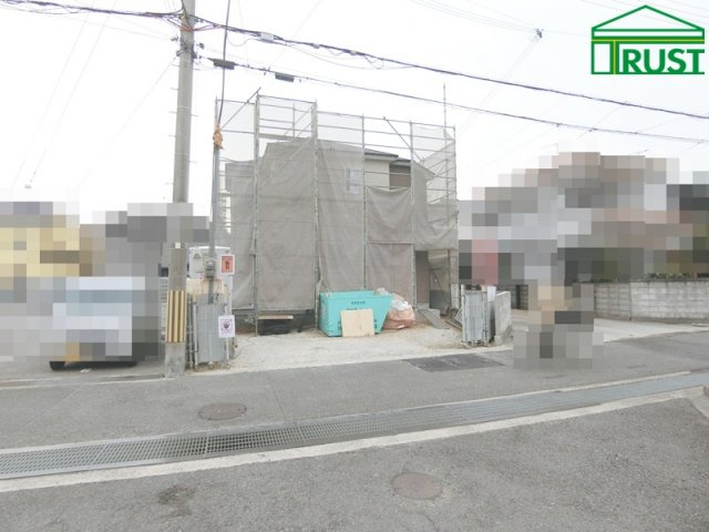 神戸市第8西区玉津町今津　新築戸建の前面道路含む現地写真