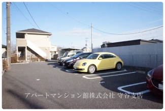【駐車場】