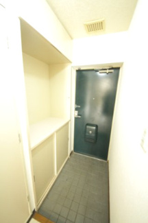 【玄関】 | ブライトネス北鴻巣 | ※同タイプの別の部屋の写真です。