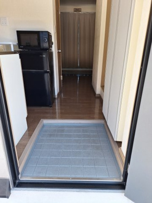 【設備】 | アーバンライフ新町 | エアコン1台付き※同タイプ別室の写真