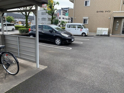  | ロイヤルナイン