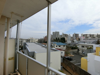 【展望】 | バルコニーからの眺望です♪最上階のお部屋は、周りに視界を遮る建物がないので景色がよく見渡せます！