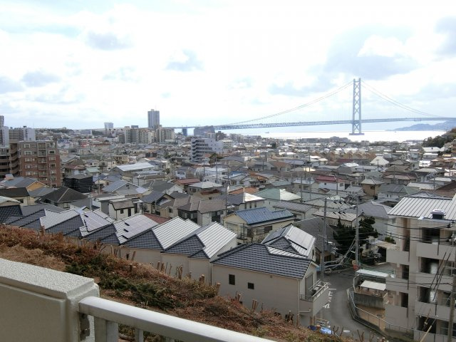 藤和ライブタウン西舞子の展望|リビングからの眺望　がいいですね♪　明石海峡大橋　淡路島　のどかな毎日♪