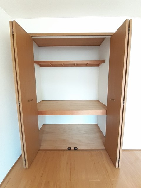 広島市安佐北区亀山４丁目のアパートの収納