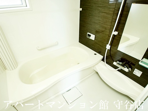 コンフォールYの浴室