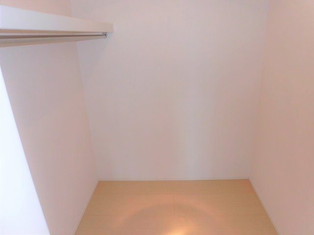 アムルーズBの収納