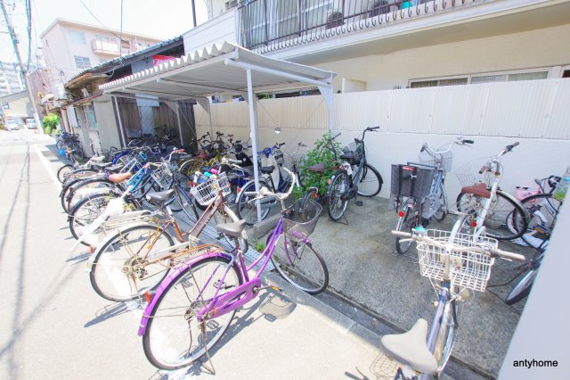 相原マンション　仲介手数料無料の駐車場