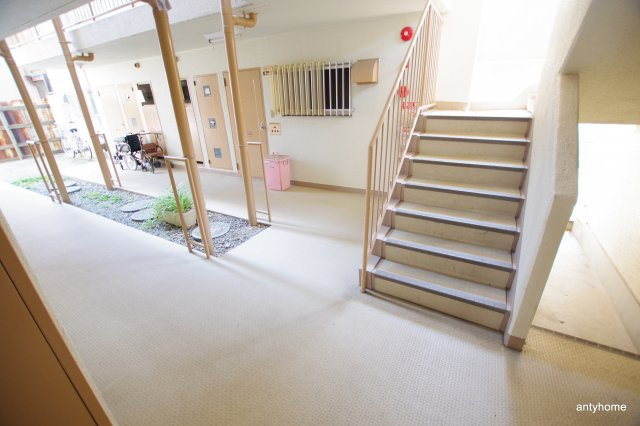 相原マンション　仲介手数料無料のロビー