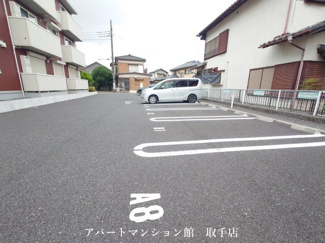 【駐車場】