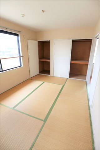 光ハウス　Ａ棟の和室