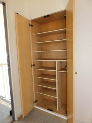 光ハウス　Ｂ棟の玄関