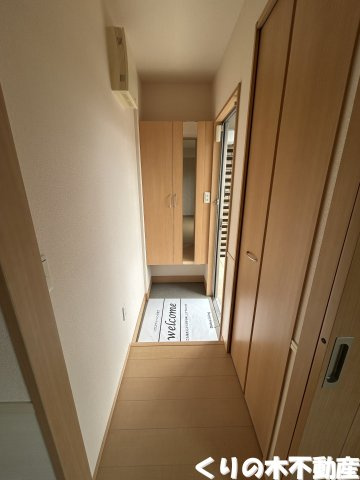 【玄関】 | ヴィラージュ　Ａ棟 | シンプルで使いやすい玄関です