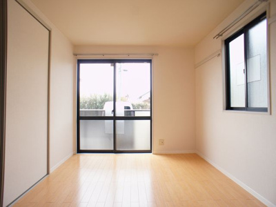 【子供部屋】 | ラフォーレ・ハピネスＡ | 日当たり良好です♪和室から洋間にリフォームしました♪