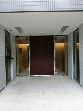 エスティメゾン四谷坂町のエントランス|エスティメゾン四谷坂町