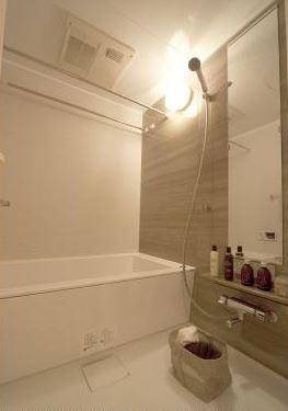 エスティメゾン四谷坂町の浴室|別室参考写真