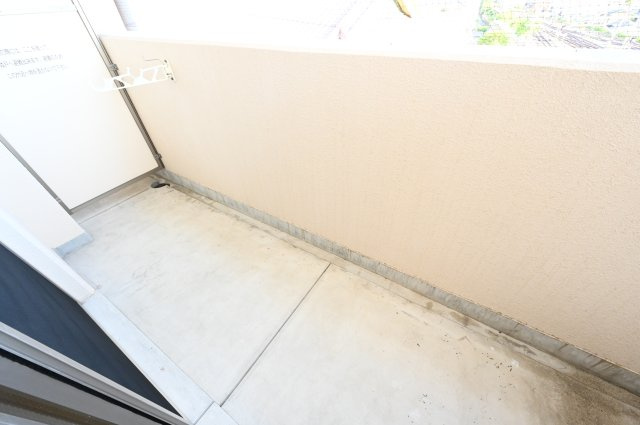 【バルコニー】 | アイリスハイツ8号館