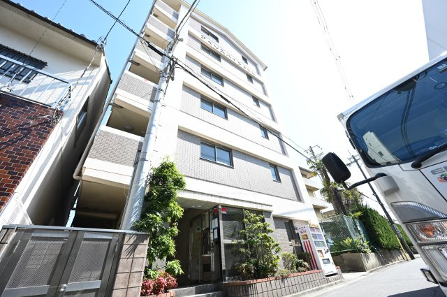 【外観】 | アイリスハイツ8号館